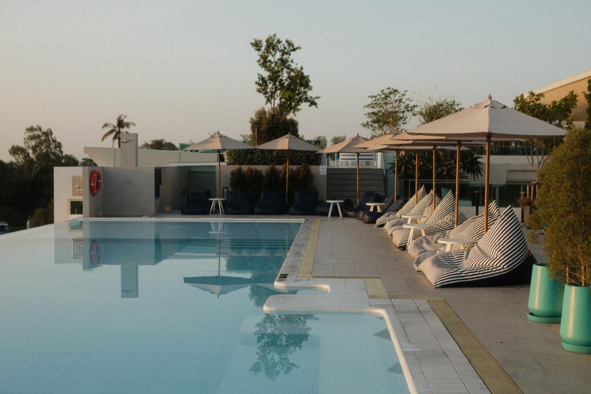 מלון בן באנג צ'אק Chalong Marina Bay View Phuket מראה חיצוני תמונה
